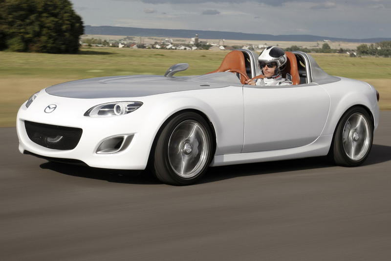 Illustration for article titled Mazda MX-5 Superlight Concept